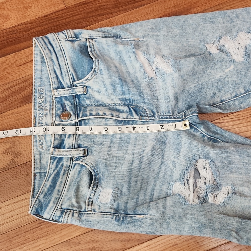 American Eagle Outfitters destroyed denim high rise cropped jeggings size 4 - Picture 6 of 9
